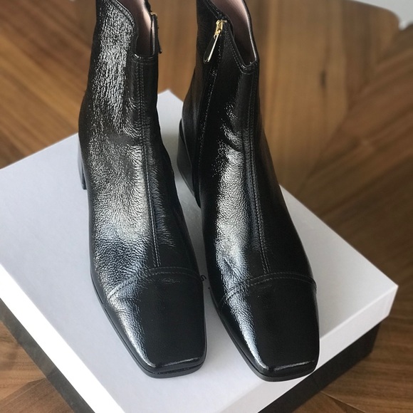 ROBERTO FESTA BLACK PATENT ANKLE BOOTS - Picture 2 of 11